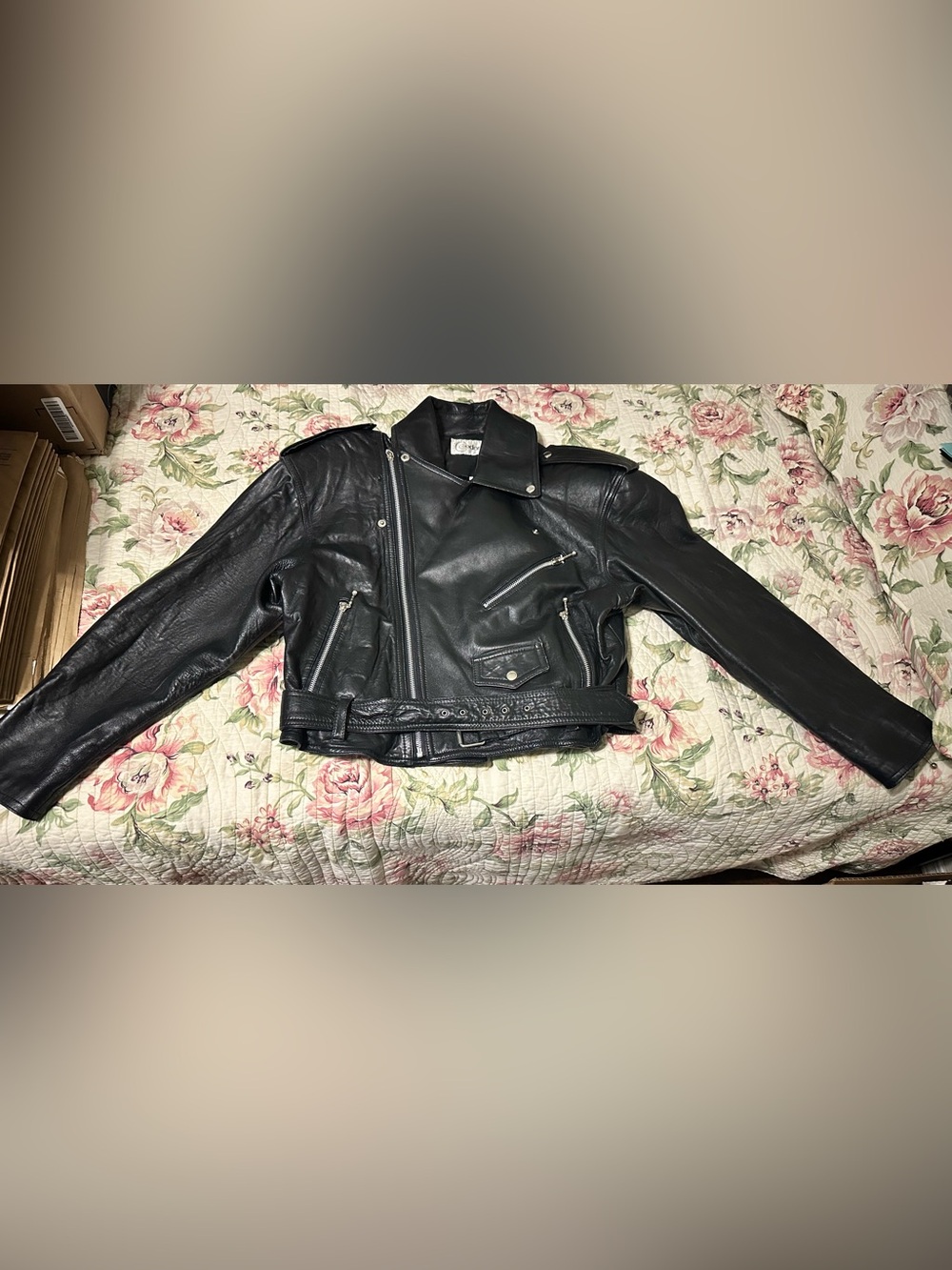 Cedar/ Woman’s Leather Jacket size L